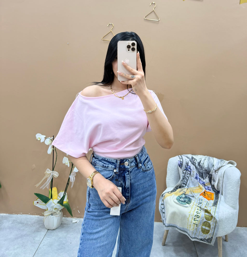 Kayık yaka T-shirt
